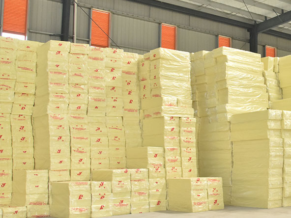 XPS挤塑板:建筑保温的卓越之选——解析聚源塑料的匠心制造